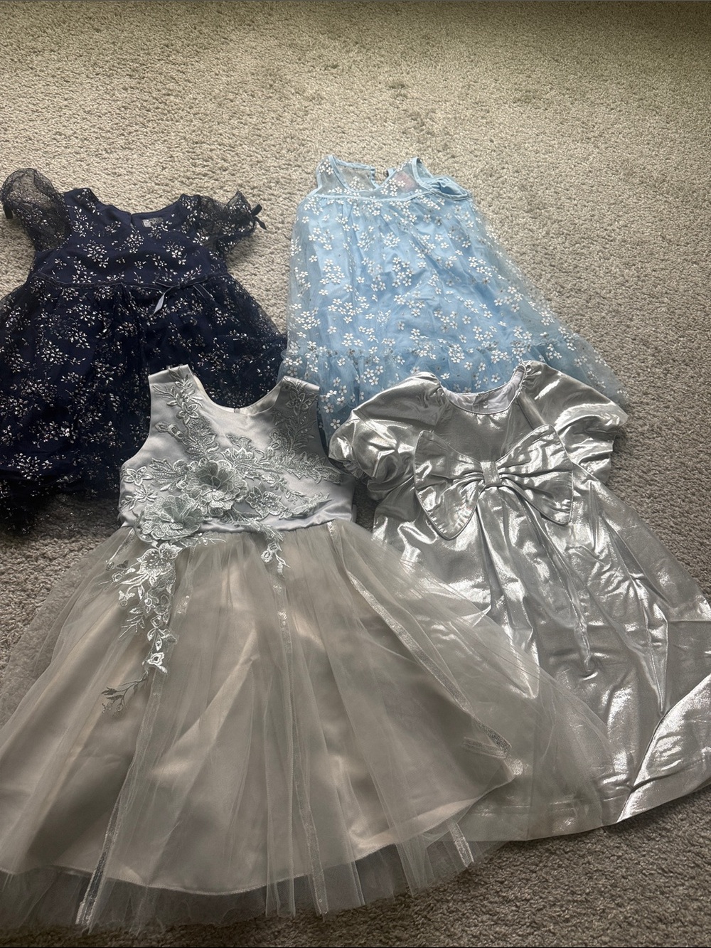 The Holiday "Grow-With-Me" Multi-Size Dress Wardrobe Lot